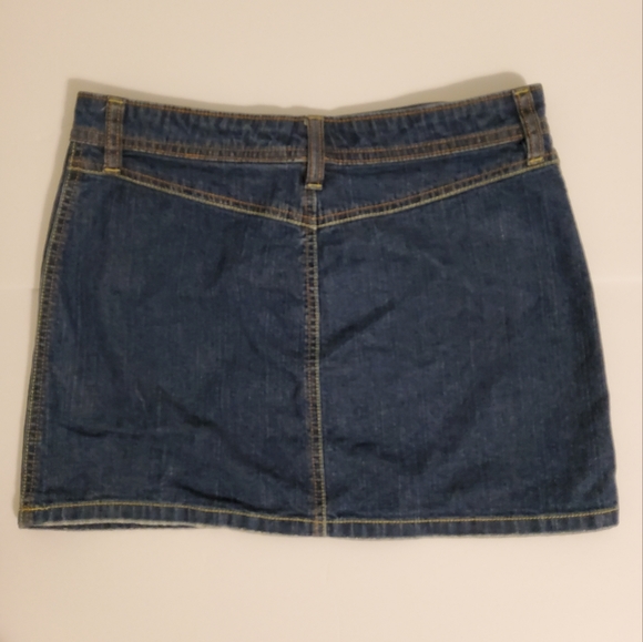 OLD NAVY BRAND BLUE JEANS ULTRA LOW WAIST MINI SKIRT SIZE 4 - Picture 2 of 8